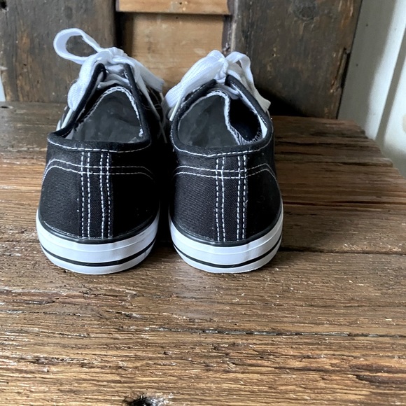 Men’s OT Revolution Sneakers - Picture 4 of 7